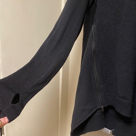 lululemon athletica Black Sweater - Picture 2 of 6